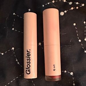 Glossier lip duo in Cranberry